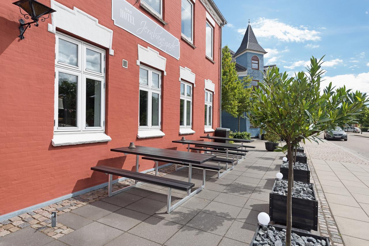 Hotel Jernbanegade Kibæk Exterior foto